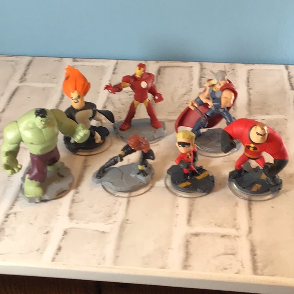 Disney Infinity set of figures